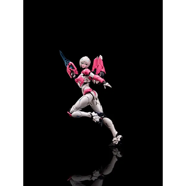 Flame Toys - Furai Model 28 - Arcee Model Kit