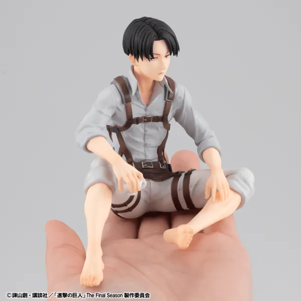 G.E.M. Series Attack on Titan Palm size Squad Captain Levi